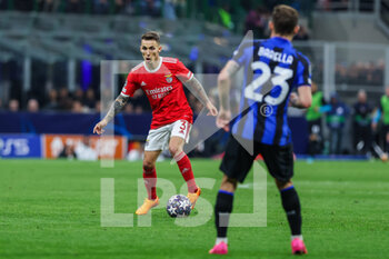 2023-04-19 - Alejandro Grimaldo of SL Benfica in action during the UEFA Champions League 2022/23 Quarter-Finals - 2nd leg football match between FC Internazionale and SL Benfica at Giuseppe Meazza Stadium, Milan, Italy on April 19, 2023 - INTER - FC INTERNAZIONALE VS BENFICA - UEFA CHAMPIONS LEAGUE - SOCCER