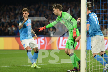 2023-04-18 - Alex Meret of SSC Napoli  rejoices after saved a penalty  during the Uefa Champions League  match between SSC Napoli vs AC Milan  at Diego Armando Maradona Stadium  - SSC NAPOLI VS AC MILAN - UEFA CHAMPIONS LEAGUE - SOCCER