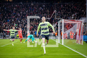 2023-04-19 - Manchester City forward Erling Haaland (9) scores and celebrates 0-1 during the UEFA Champions League, Quarter-finals, 2nd leg football match between Bayern Munich and Manchester City on 19 April 2023 at Allianz Arena in Munich, Germany - FOOTBALL - CHAMPIONS LEAGUE - BAYERN MUNICH V MANCHESTER CITY - UEFA CHAMPIONS LEAGUE - SOCCER