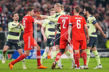 2023-04-19 - Erling Haaland of Manchester City arguing with Leon Goretzka of Bayern Munich during the UEFA Champions League, Quarter-finals, 2nd leg football match between Bayern Munich and Manchester City on 19 April 2023 at Allianz Arena in Munich, Germany - FOOTBALL - CHAMPIONS LEAGUE - BAYERN MUNICH V MANCHESTER CITY - UEFA CHAMPIONS LEAGUE - SOCCER