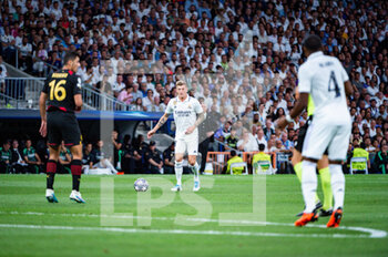 2023-05-09 - Toni Kroos (Real Madrid) in action during the football match between
Real Madrid and Manchester City valid for the semi final of the Uefa Champion’s League celebrated in Madrid, Spain at Bernabeu Stadium on Tuesday 09 May 2023 - SEMIFINAL - REAL MADRID VS MANCHESTER CITY - UEFA CHAMPIONS LEAGUE - SOCCER