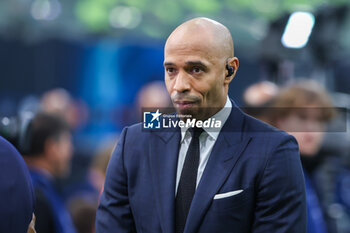 2023-05-16 - Thierry Daniel Henry looks on during the UEFA Champions League 2022/23 Semi-Final second leg football match between FC Internazionale and AC Milan at Giuseppe Meazza Stadium, Milan, Italy on May 16, 2023 - SEMIFINAL - INTER - FC INTERNAZIONALE VS AC MILAN - UEFA CHAMPIONS LEAGUE - SOCCER