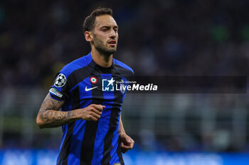 2023-05-16 - Hakan Calhanoglu of FC Internazionale looks on during the UEFA Champions League 2022/23 Semi-Final second leg football match between FC Internazionale and AC Milan at Giuseppe Meazza Stadium, Milan, Italy on May 16, 2023 - SEMIFINAL - INTER - FC INTERNAZIONALE VS AC MILAN - UEFA CHAMPIONS LEAGUE - SOCCER