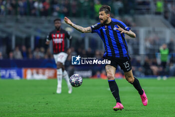 2023-05-16 - Francesco Acerbi of FC Internazionale in action during the UEFA Champions League 2022/23 Semi-Final second leg football match between FC Internazionale and AC Milan at Giuseppe Meazza Stadium, Milan, Italy on May 16, 2023 - SEMIFINAL - INTER - FC INTERNAZIONALE VS AC MILAN - UEFA CHAMPIONS LEAGUE - SOCCER