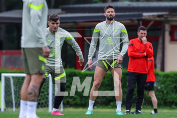 2023-05-09 - Charles De Ketelaere of AC Milan warms up during the AC Milan training session at Milanello Sports Center ahead of their UEFA Champions League semi-final first leg match against FC Internazionale at San Siro Stadium, Milan, Italy on May 09, 2023 - AC MILAN TRAINING SESSION BEFORE THE MATCH AGAINST INTER - INTERNAZIONALE - UEFA CHAMPIONS LEAGUE - SOCCER