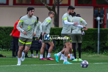 2023-05-15 - Sandro Tonali of AC Milan warms up during the AC Milan training session at Milanello Sports Center ahead of their UEFA Champions League semi-final second leg match against FC Internazionale at San Siro Stadium, Milan, Italy on May 15, 2023 - AC MILAN TRAINING BEFORE THE INTER V MILAN MATCH - UEFA CHAMPIONS LEAGUE - SOCCER