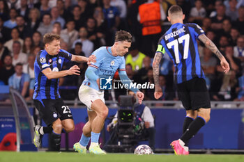 2023-06-10 - Jack Grealish of Manchester City, Nicolo Barella of Inter Milan (left) during the UEFA Champions League, Final football match between Manchester City FC and FC Internazionale on June 10, 2023 at Ataturk Olympic Stadium in Istanbul, Turkey - FOOTBALL - CHAMPIONS LEAGUE - FINAL - MANCHESTER CITY V INTERNAZIONALE - UEFA CHAMPIONS LEAGUE - SOCCER