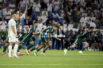 2023-08-16 - Players of Panathinaikos celebrate the victory after the penalty shootout of the UEFA Champions League, Third qualifying round, 2nd leg football match between Olympique de Marseille (OM) and Panathinaikos FC (Pana) on August 15, 2023 at Velodrome stadium in Marseille, France - FOOTBALL - CHAMPIONS LEAGUE - MARSEILLE V PANATHINAIKOS - UEFA CHAMPIONS LEAGUE - SOCCER