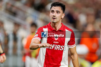 2023-08-22 - Jelle Bataille of Royal Antwerp during the UEFA Champions League, Play-offs, 1st leg football match between Royal Antwerp FC and AEK Athens on August 22, 2023 at Bosuilstadion in Deurne, Belgium - FOOTBALL - CHAMPIONS LEAGUE - ROYAL ANTWERP V AEK ATHENS - UEFA CHAMPIONS LEAGUE - SOCCER