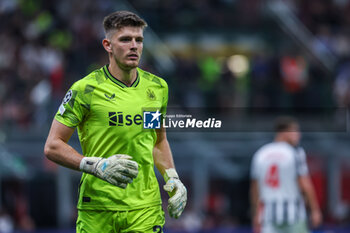 2023-09-19 - Nick Pope of Newcastle United FC seen in action during UEFA Champions League 2023/24 Group Stage - Group F football match between AC Milan and Newcastle United FC at San Siro Stadium, Milan, Italy on September 19, 2023 - AC MILAN VS NEWCASTLE UNITED FC - UEFA CHAMPIONS LEAGUE - SOCCER