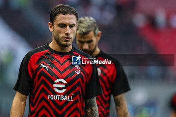 2023-09-19 - Davide Calabria of AC Milan looks on during UEFA Champions League 2023/24 Group Stage - Group F football match between AC Milan and Newcastle United FC at San Siro Stadium, Milan, Italy on September 19, 2023 - AC MILAN VS NEWCASTLE UNITED FC - UEFA CHAMPIONS LEAGUE - SOCCER