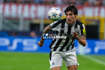 2023-09-19 - Sandro Tonali of Newcastle United FC seen in action during UEFA Champions League 2023/24 Group Stage - Group F football match between AC Milan and Newcastle United FC at San Siro Stadium, Milan, Italy on September 19, 2023 - AC MILAN VS NEWCASTLE UNITED FC - UEFA CHAMPIONS LEAGUE - SOCCER