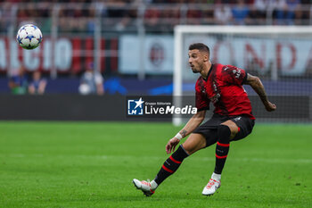 2023-09-19 - Rade Krunic of AC Milan seen in action during UEFA Champions League 2023/24 Group Stage - Group F football match between AC Milan and Newcastle United FC at San Siro Stadium, Milan, Italy on September 19, 2023 - AC MILAN VS NEWCASTLE UNITED FC - UEFA CHAMPIONS LEAGUE - SOCCER