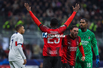 2023-11-07 - Fikayo Tomori of AC Milan celebrates the victory at the end of the match during UEFA Champions League 2023/24 Group Stage - Group F football match between AC Milan and Paris Saint-Germain FC at San Siro Stadium, Milan, Italy on November 07, 2023 - AC MILAN VS PARIS SAINT-GERMAIN - UEFA CHAMPIONS LEAGUE - SOCCER