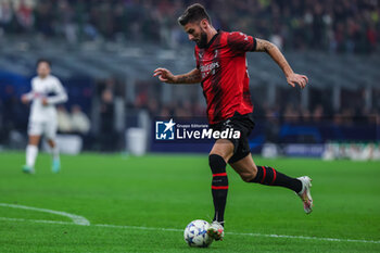 2023-11-07 - Olivier Giroud of AC Milan seen in action during UEFA Champions League 2023/24 Group Stage - Group F football match between AC Milan and Paris Saint-Germain FC at San Siro Stadium, Milan, Italy on November 07, 2023 - AC MILAN VS PARIS SAINT-GERMAIN - UEFA CHAMPIONS LEAGUE - SOCCER