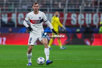 2023-11-07 - Fabian Ruiz of Paris Saint-Germain FC seen in action during UEFA Champions League 2023/24 Group Stage - Group F football match between AC Milan and Paris Saint-Germain FC at San Siro Stadium, Milan, Italy on November 07, 2023 - AC MILAN VS PARIS SAINT-GERMAIN - UEFA CHAMPIONS LEAGUE - SOCCER