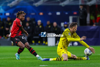 2023-11-28 - Samuel Chukwueze of AC Milan seen in action during UEFA Champions League 2023/24 Group Stage - Group F football match between AC Milan and Borussia Dortmund at San Siro Stadium, Milan, Italy on November 28, 2023 - AC MILAN VS BORUSSIA DORTMUND - UEFA CHAMPIONS LEAGUE - SOCCER