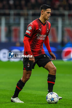 2023-11-28 - Tijjani Reijnders of AC Milan seen in action during UEFA Champions League 2023/24 Group Stage - Group F football match between AC Milan and Borussia Dortmund at San Siro Stadium, Milan, Italy on November 28, 2023 - AC MILAN VS BORUSSIA DORTMUND - UEFA CHAMPIONS LEAGUE - SOCCER