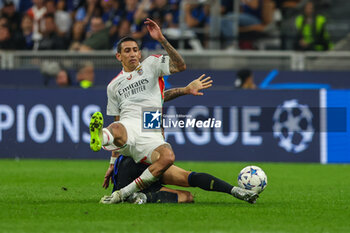 2023-10-03 - Angel Di Maria of SL Benfica seen in action during the UEFA Champions League 2023/24 Group Stage - Group D football match between FC Internazionale and SL Benfica at Giuseppe Meazza Stadium, Milan, Italy on October 03, 2023 - INTER - FC INTERNAZIONALE VS SL BENFICA - UEFA CHAMPIONS LEAGUE - SOCCER