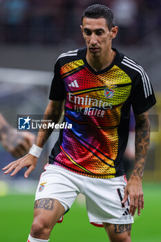 2023-10-03 - Angel Di Maria of SL Benfica warms up during the UEFA Champions League 2023/24 Group Stage - Group D football match between FC Internazionale and SL Benfica at Giuseppe Meazza Stadium, Milan, Italy on October 03, 2023 - INTER - FC INTERNAZIONALE VS SL BENFICA - UEFA CHAMPIONS LEAGUE - SOCCER