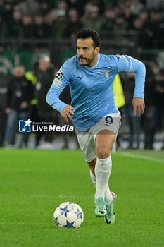 2023-11-28 - Pedro (SS Lazio);  during the UEFA Champions League 2023-2024 football match between SS Lazio and Celtic FC at the Olympic Stadium in Rome on November 28, 2023. - SS LAZIO VS CELTIC FC - UEFA CHAMPIONS LEAGUE - SOCCER