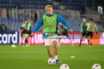 2023-11-28 - Gustav Isaksen (SS Lazio);  during the UEFA Champions League 2023-2024 football match between SS Lazio and Celtic FC at the Olympic Stadium in Rome on November 28, 2023. - SS LAZIO VS CELTIC FC - UEFA CHAMPIONS LEAGUE - SOCCER