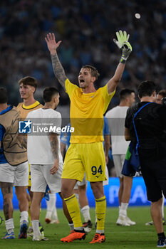 2023-09-19 - Ivan Provedel (SS Lazio); celebrates after scoring the goal 1-1 during the UEFA Champions League 2023-2024 football match between SS Lazio and Atletico Madrid at the Olympic Stadium in Rome on September 19, 2023. - SS LAZIO VS CLUB ATLETICO DE MADRID - UEFA CHAMPIONS LEAGUE - SOCCER