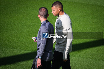 2023-09-18 - Kylian MBAPPE of PSG during the training of the Paris Saint-Germain team ahead UEFA Champions League, Group F football match between Paris Saint Germain and Borussia Dortmund on September 18, 2023 at Campus PSG in Poissy, France - FOOTBALL - PARIS SG V BORUSSIA DORTMUND - TRAINING AND PRESS CONFERENCE - UEFA CHAMPIONS LEAGUE - SOCCER