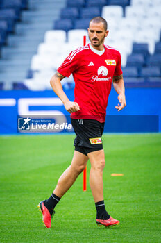 2023-09-19 - Leonardo Bonucci during the training session at the Santiago Bernabeu stadium, the day before his Champions League debut with the Union Berlin shirt against Real Madrid on September 19, 2023 in Madrid, Spain - UNION BERLIN PRESS CONFERENCE BEFORE THE MATCH AGAINST REAL MADRID - UEFA CHAMPIONS LEAGUE - SOCCER