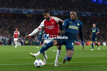 2023-09-20 - Arsenal forward Reiss Nelson (24) battles with PSV Eindhoven defender Armel Bella-Kotchap (6) during the Champions League match between Arsenal and PSV Eindhoven at the Emirates Stadium, London, England on 20 September 2023. Photo Ian Stephen /ProSportsImages / DPPI - FOOTBALL - CHAMPIONS LEAGUE - ARSENAL V PSV EINDHOVEN - UEFA CHAMPIONS LEAGUE - SOCCER