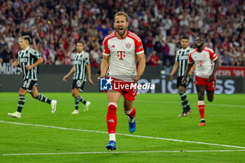 2023-09-20 - Goal 3-1 Harry Kane (9) of Bayern Munich scores a goal and celebrates during the Champions League match between Bayern Munich and Manchester United at Allianz Arena, Munich, Germany on 20 September 2023. Photo Nigel Keene/ProSportsImages / DPPI - FOOTBALL - CHAMPIONS LEAGUE - BAYERN MUNICH V MANCHESTER UNITED - UEFA CHAMPIONS LEAGUE - SOCCER