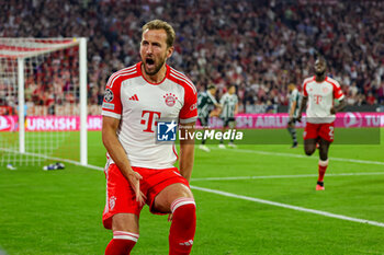 2023-09-20 - Goal 3-1 Harry Kane (9) of Bayern Munich scores a goal and celebrates during the Champions League match between Bayern Munich and Manchester United at Allianz Arena, Munich, Germany on 20 September 2023. Photo Nigel Keene/ProSportsImages / DPPI - FOOTBALL - CHAMPIONS LEAGUE - BAYERN MUNICH V MANCHESTER UNITED - UEFA CHAMPIONS LEAGUE - SOCCER