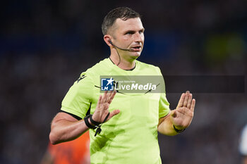2023-09-20 - Michael Oliver referee during the UEFA Champions League match between Real Sociedad and FC Internazionale at Reale Arena on September 20, 2023, in San Sebastian, Spain. Photo Ricardo Larreina / SpainDPPi / DPPI - FOOTBALL - CHAMPIONS LEAGUE - REAL SOCIEDAD V FC INTERNAZIONLE - UEFA CHAMPIONS LEAGUE - SOCCER