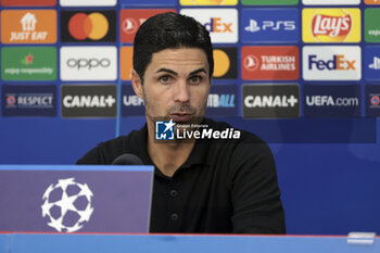 2023-10-03 - Coach of Arsenal Mikel Arteta during the post-match press conference following the UEFA Champions League, Group B football match between RC Lens and Arsenal FC on October 3, 2023 at Bollaert-Delelis stadium in Lens, France - FOOTBALL - CHAMPIONS LEAGUE - LENS V ARSENAL - UEFA CHAMPIONS LEAGUE - SOCCER