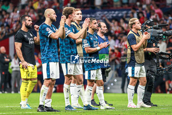 2023-10-04 - Players of Feyenoord after the UEFA Champions League, Group E football match between Atletico de Madrid and Feyenoord on October 4, 2023 at Civitas Metropolitano stadium in Madrid, Spain - FOOTBALL - CHAMPIONS LEAGUE - ATLETICO V FEYENOORD - UEFA CHAMPIONS LEAGUE - SOCCER