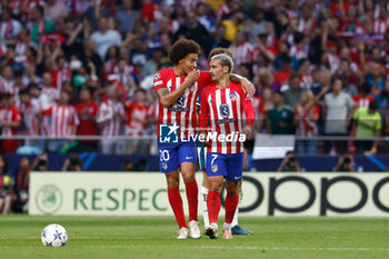 2023-10-04 - Antoine Griezmann of Atletico de Madrid celebrates a goal 2-2 with Axel Witsel during the UEFA Champions League, Group E football match between Atletico de Madrid and Feyenoord on October 4, 2023 at Civitas Metropolitano stadium in Madrid, Spain - FOOTBALL - CHAMPIONS LEAGUE - ATLETICO V FEYENOORD - UEFA CHAMPIONS LEAGUE - SOCCER