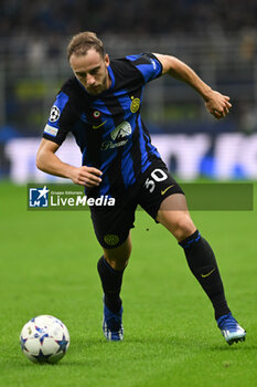 2023-10-24 - Carlos Augusto of FC Inter during the UEFA Champions League match between Inter FC Internazionale and FC Salzburg , on October 24, 2023, at Giuseppe Meazza San Siro Siro stadium in Milan, Italy. Photo Tiziano Ballabio - INTER - FC INTERNAZIONALE VS FC SALZBURG - UEFA CHAMPIONS LEAGUE - SOCCER