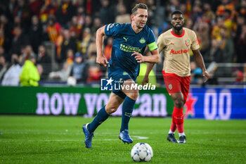 2023-10-24 - Luuk DE JONG of PSV Eindhoven during the UEFA Champions League, Group B football match between RC Lens and PSV Eindhoven on October 24, 2023 at Bollaert-Delelis stadium in Lens, France - FOOTBALL - CHAMPIONS LEAGUE - LENS V PSV - UEFA CHAMPIONS LEAGUE - SOCCER