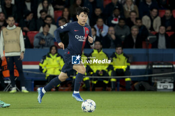 2023-10-25 - Lee Kang-in of PSG during the UEFA Champions League, Group F football match between Paris Saint-Germain and AC Milan on October 25, 2023 at Parc des Princes stadium in Paris, France - FOOTBALL - CHAMPIONS LEAGUE - PARIS SG V MILAN - UEFA CHAMPIONS LEAGUE - SOCCER