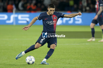2023-10-25 - Achraf Hakimi of PSG during the UEFA Champions League, Group F football match between Paris Saint-Germain and AC Milan on October 25, 2023 at Parc des Princes stadium in Paris, France - FOOTBALL - CHAMPIONS LEAGUE - PARIS SG V MILAN - UEFA CHAMPIONS LEAGUE - SOCCER