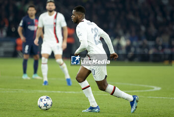2023-10-25 - Pierre Kalulu of AC Milan during the UEFA Champions League, Group F football match between Paris Saint-Germain and AC Milan on October 25, 2023 at Parc des Princes stadium in Paris, France - FOOTBALL - CHAMPIONS LEAGUE - PARIS SG V MILAN - UEFA CHAMPIONS LEAGUE - SOCCER