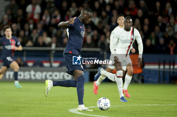 2023-10-25 - Randal Kolo Muani of PSG during the UEFA Champions League, Group F football match between Paris Saint-Germain and AC Milan on October 25, 2023 at Parc des Princes stadium in Paris, France - FOOTBALL - CHAMPIONS LEAGUE - PARIS SG V MILAN - UEFA CHAMPIONS LEAGUE - SOCCER