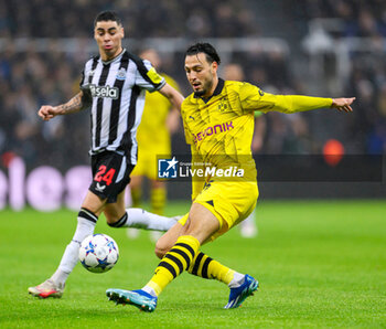 2023-10-25 - Ramy Bensebaini of Borussia Dortmund during the UEFA Champions League, Group F football match between Newcastle United and Borussia Dortmund on 25 October 2023 at St. James' Park in Newcastle, England - FOOTBALL - CHAMPIONS LEAGUE - NEWCASTLE V DORTMUND - UEFA CHAMPIONS LEAGUE - SOCCER