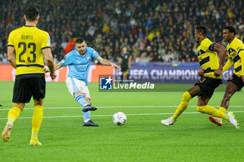 2023-10-26 - Mateo Kovacic (8) of Manchester City during the UEFA Champions League, Group G football match between BSC Young Boys and Manchester City on 25 October 2023 at Stade de Suisse in Bern, Switzerland - FOOTBALL - CHAMPIONS LEAGUE - YOUNG BOYS V MANCHESTER CITY - UEFA CHAMPIONS LEAGUE - SOCCER