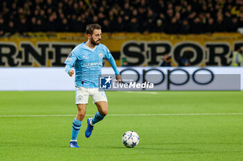 2023-10-26 - Bernardo Silva (20) of Manchester City during the UEFA Champions League, Group G football match between BSC Young Boys and Manchester City on 25 October 2023 at Stade de Suisse in Bern, Switzerland - FOOTBALL - CHAMPIONS LEAGUE - YOUNG BOYS V MANCHESTER CITY - UEFA CHAMPIONS LEAGUE - SOCCER