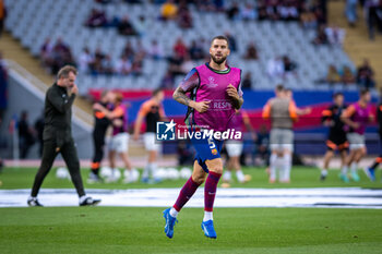 2023-10-25 - Inigo Martinez of FC Barcelona warms up during the UEFA Champions League, Group H football match between FC Barcelona and Shakhtar Donetsk on October 25, 2023 at Estadio Olimpico de Montjuic in Barcelona, Spain - FOOTBALL - CHAMPIONS LEAGUE - FC BARCELONA V SHAKHTAR DONETSK - UEFA CHAMPIONS LEAGUE - SOCCER
