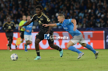 2023-11-08 - Datro Fofana of FC Union Berlino competes for the ball with Stanislav Lobotka of SSC Napoli during the Uefa Champions League between SSC Napoli vs FC Union Berlin at Diego Armando Maradona Stadium - SSC NAPOLI VS FC UNION BERLIN - UEFA CHAMPIONS LEAGUE - SOCCER