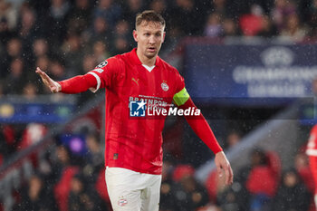 2023-11-08 - Luuk de Jong of PSV during the UEFA Champions League, Group B football match between PSV and RC Lens on November 8, 2023 at Philips Stadion in Eindhoven, Netherlands - FOOTBALL - CHAMPIONS LEAGUE - PSV V LENS - UEFA CHAMPIONS LEAGUE - SOCCER