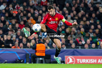 2023-11-08 - Bruno Fernandes (8) of Manchester United during the UEFA Champions League, Group A football match between FC Copenhagen and Manchester United on 8 November 2023 at Parken Stadium in Copenhagen, Denmark - FOOTBALL - CHAMPIONS LEAGUE - COPENHAGEN V MANCHESTER UNITED - UEFA CHAMPIONS LEAGUE - SOCCER