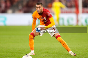 2023-11-08 - Galatasaray midfielder Hakim Ziyech during the UEFA Champions League, Group A football match between Bayern Munich and Galatasaray on 8 November 2023 at Allianz Arena in Munich, Germany - FOOTBALL - CHAMPIONS LEAGUE - BAYERN MUNICH V GALATASARAY - UEFA CHAMPIONS LEAGUE - SOCCER
